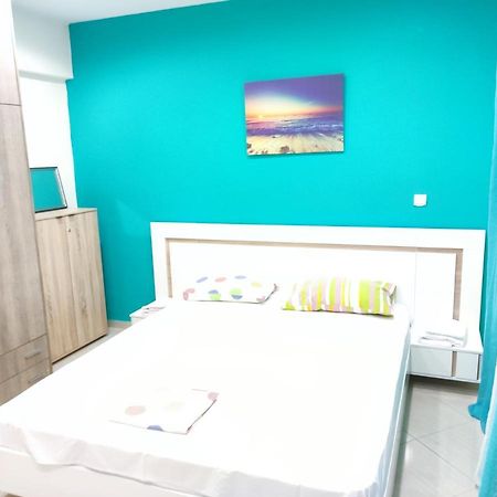 Fabulous Apartment In The Center Of Alexandroupolis ภายนอก รูปภาพ